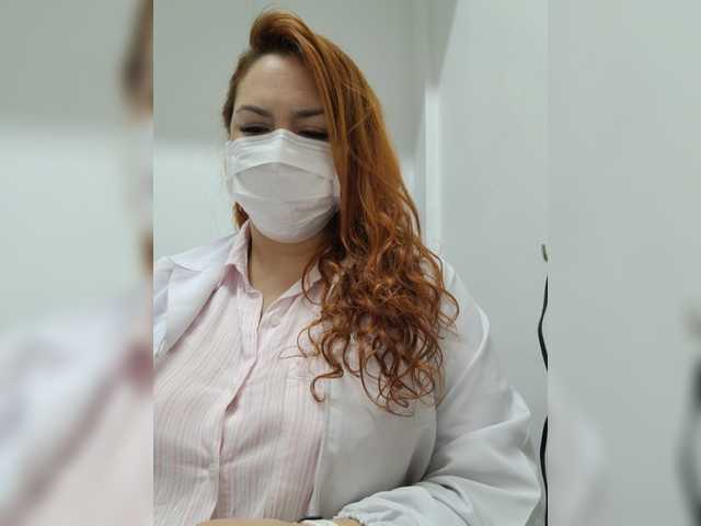 Fotoğraflar Doctora-Danna At office... between patients fuck me...have DILDOS here..we can to do ALL MY MENU LOVENSE INTO MY PUSSY* Let's fuck harder