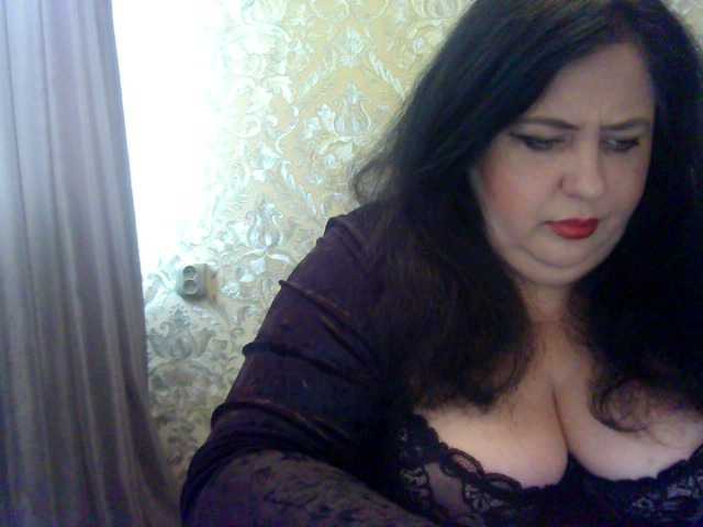 Fotoğraflar hotangel-fun1 mistress with big boobs and hairy pussy gets orgasm from sex machine 300tk