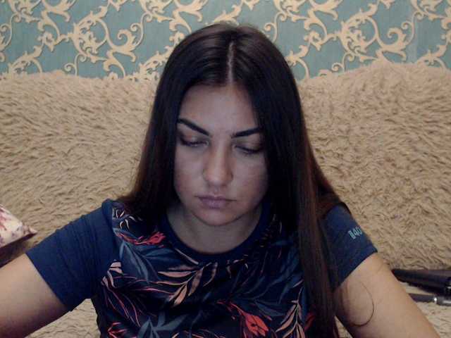 Fotoğraflar KattyCandy Welcome to my room, in public we can just chat, pm-10 tk, open cam - 40 tk, and my name is Maria) 1000 312 688 goal of day